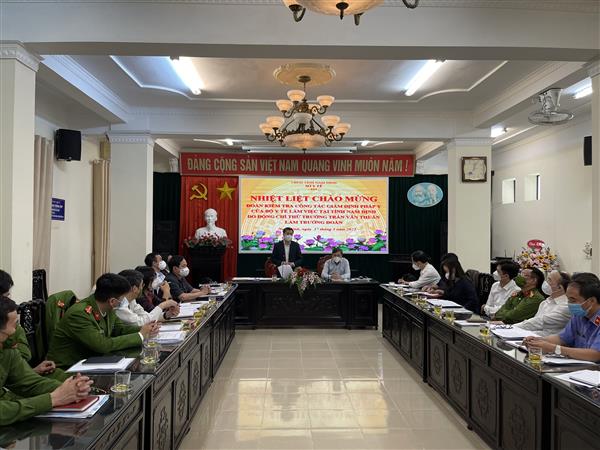 Đoàn công tác của Bô Y tế kiểm tra công tác pháp y tại tỉnh Nam Định