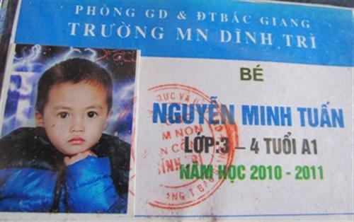 Hơn 20 ngày mòn mỏi ngóng tin con trai bị bắt cóc