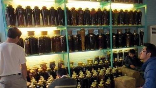 Rượu thuốc phiện có thể gây ngộ độc, tử vong