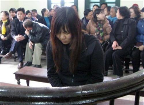 Ác phụ nhận tội trong nước mắt không được nhà chồng tha thứ