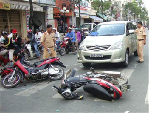 30 người chết mỗi ngày vì tai nạn giao thông