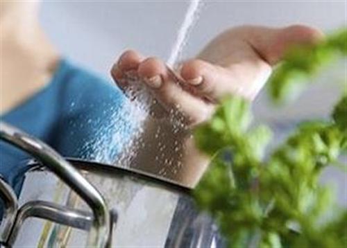 Bí kíp để giảm muối trong chế độ ăn