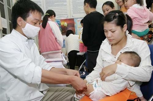 Tiêm vaccin sởi từ tháng nào là tốt nhất?