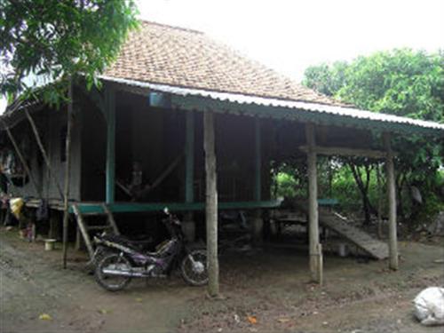 Thảm kịch người đẹp với “chồng“ ngoại “tiền án nhiều hơn tiền mặt”