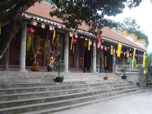 Xác chết tỏa hương lạ và bí ẩn 1 ngôi chùa 