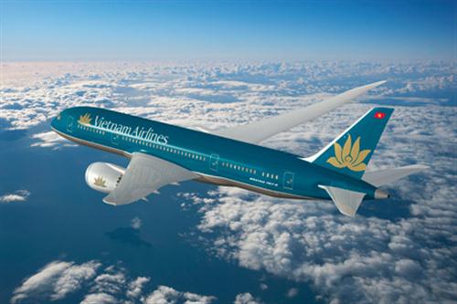 Máy bay Vietnam Airlines suýt đụng trực thăng khi vừa cất cánh