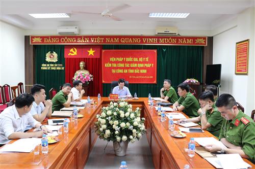 ĐOÀN CÔNG TÁC CỦA VIỆN PHÁP Y QUỐC GIA KIỂM TRA CÔNG TÁC PHÁP Y TẠI TỈNH BẮC NINH