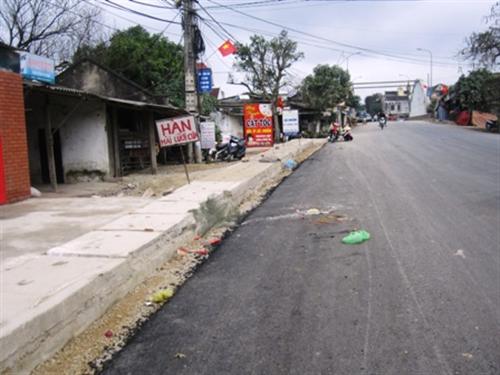 Tranh chấp điểm bán hoa tết, một thanh niên bị bắn chết