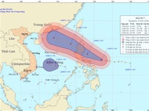 “Siêu bão” tăng cấp tiến sâu vào biển Đông, diễn biến khó lường