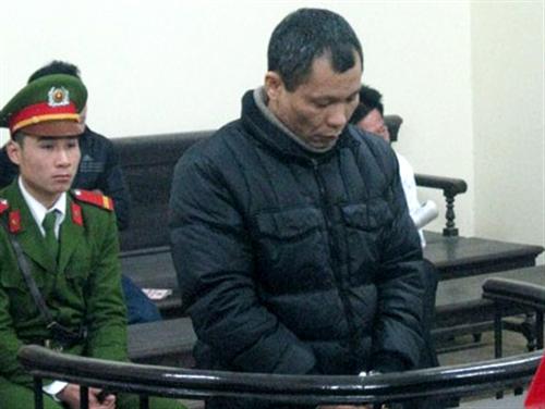 Bị cáo nổi hứng… cất tiếng hát ngay tại tòa
