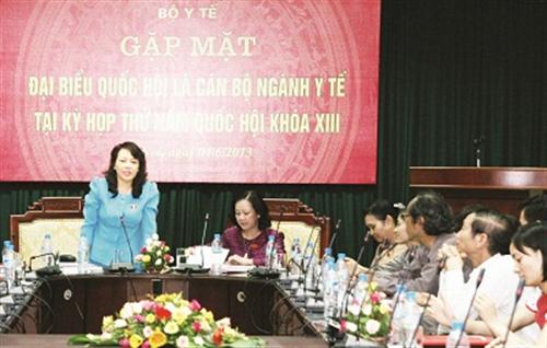 Gặp mặt đại biểu Quốc hội là cán bộ ngành y tế