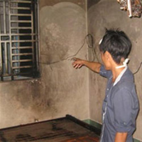 Chốt cửa, hất xăng thiêu 6 người thân 